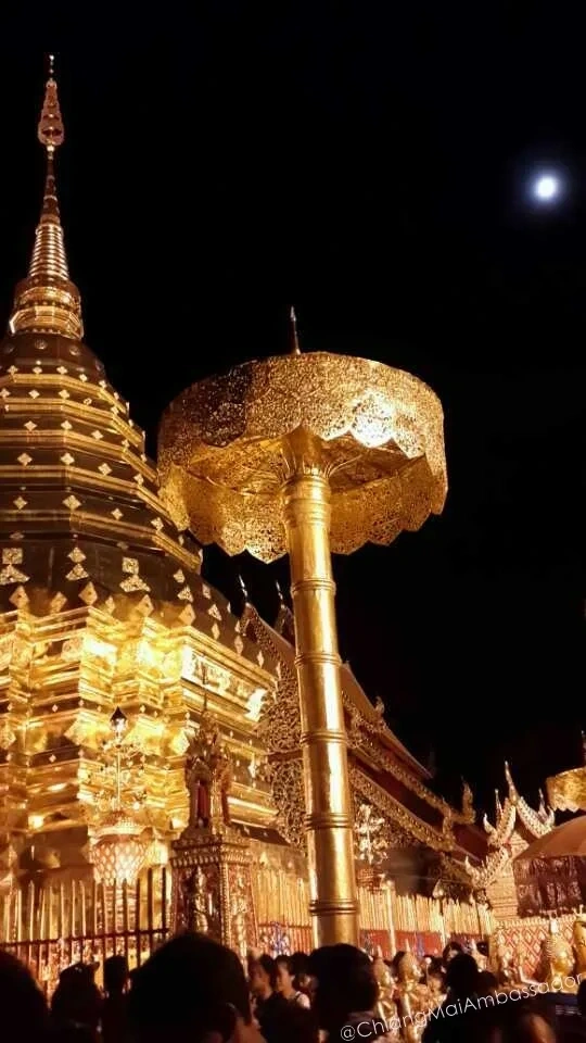 CMLocals Chiang Mai Locals tourist visa checklist with night temple visit and cultural attractions
